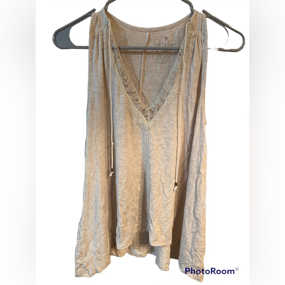 American Eagle Lace Trim V Neck Tank (XS)